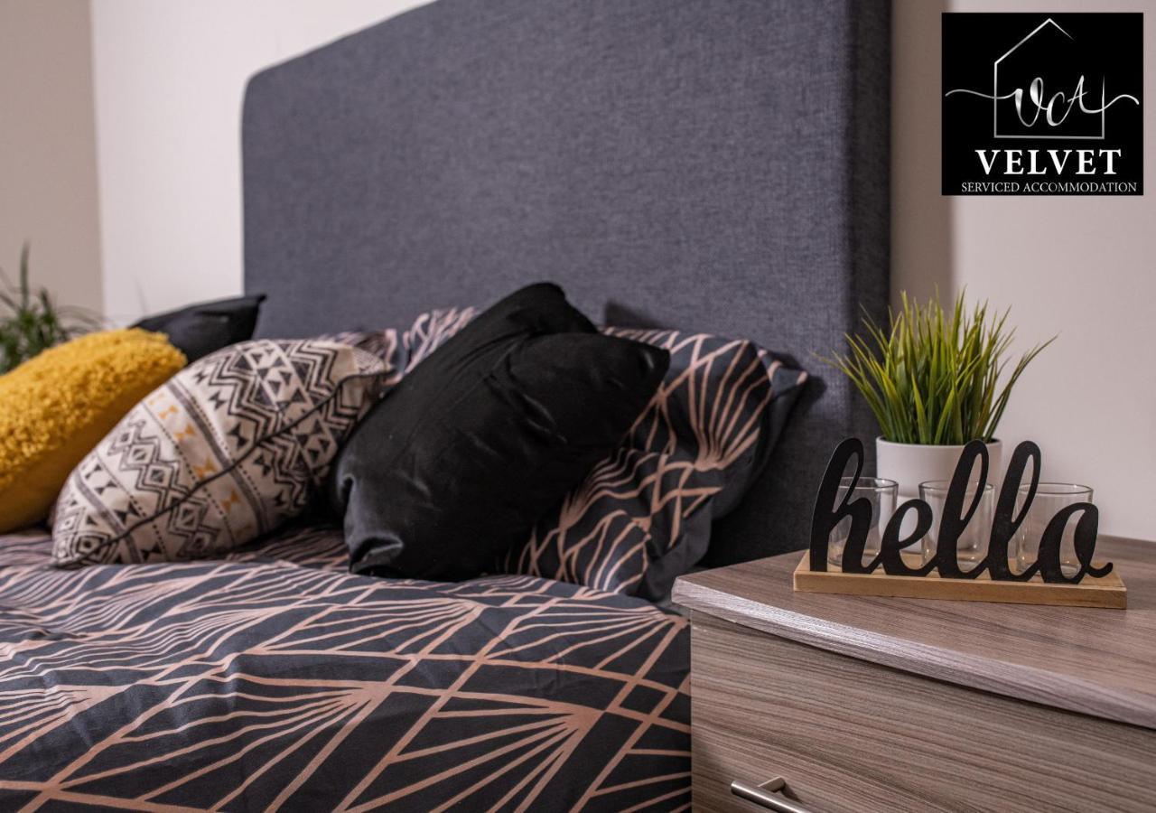 1 Bed House At Velvet Serviced With Free Parking & Wifi - Sa1 Swansea